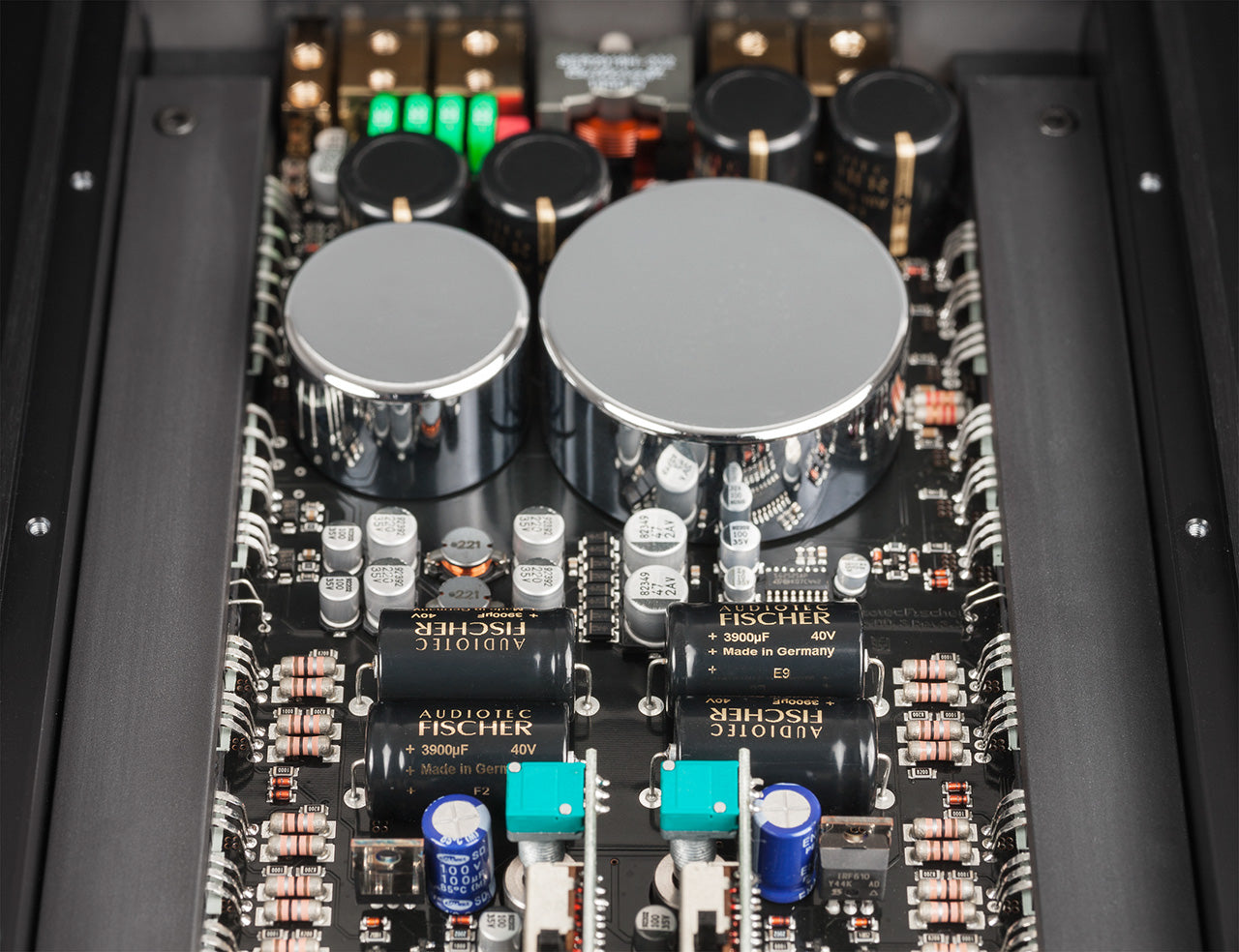 Amplificador BRAX GX2400